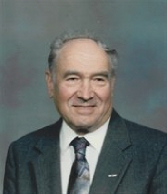 Photo of Kenneth Henry