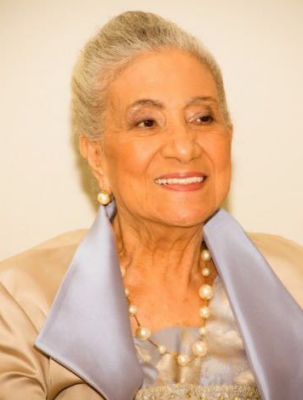 Photo of Estela Muñoz