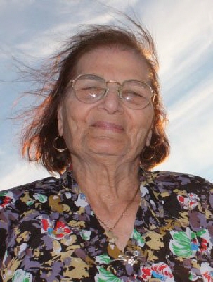 Photo of Ossanna Arakelian (nee Ouzounian)