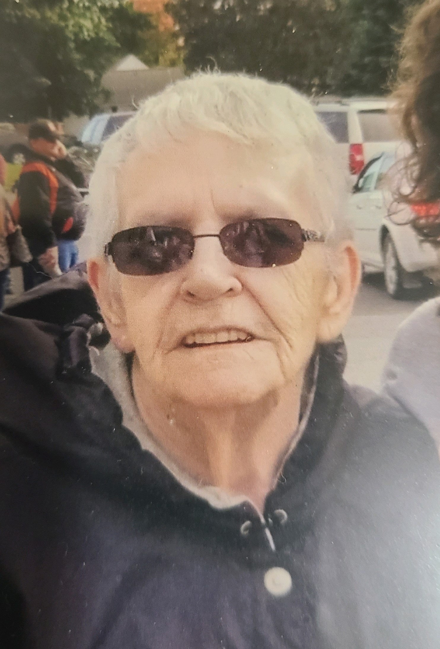 Lora Lee Van Fossen - 2021 - Auble Funeral Home