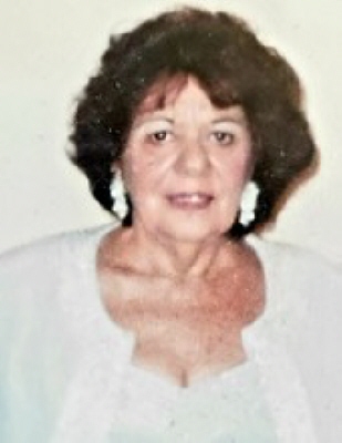 Photo of Lillian Sarricchio