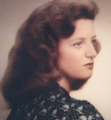 Photo of Judy Dewey