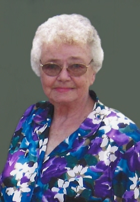 Photo of Lois Couse (nee Hall)