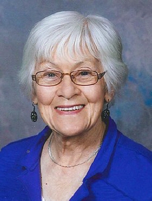 Photo of Betty McINTOSH (nee Ross)