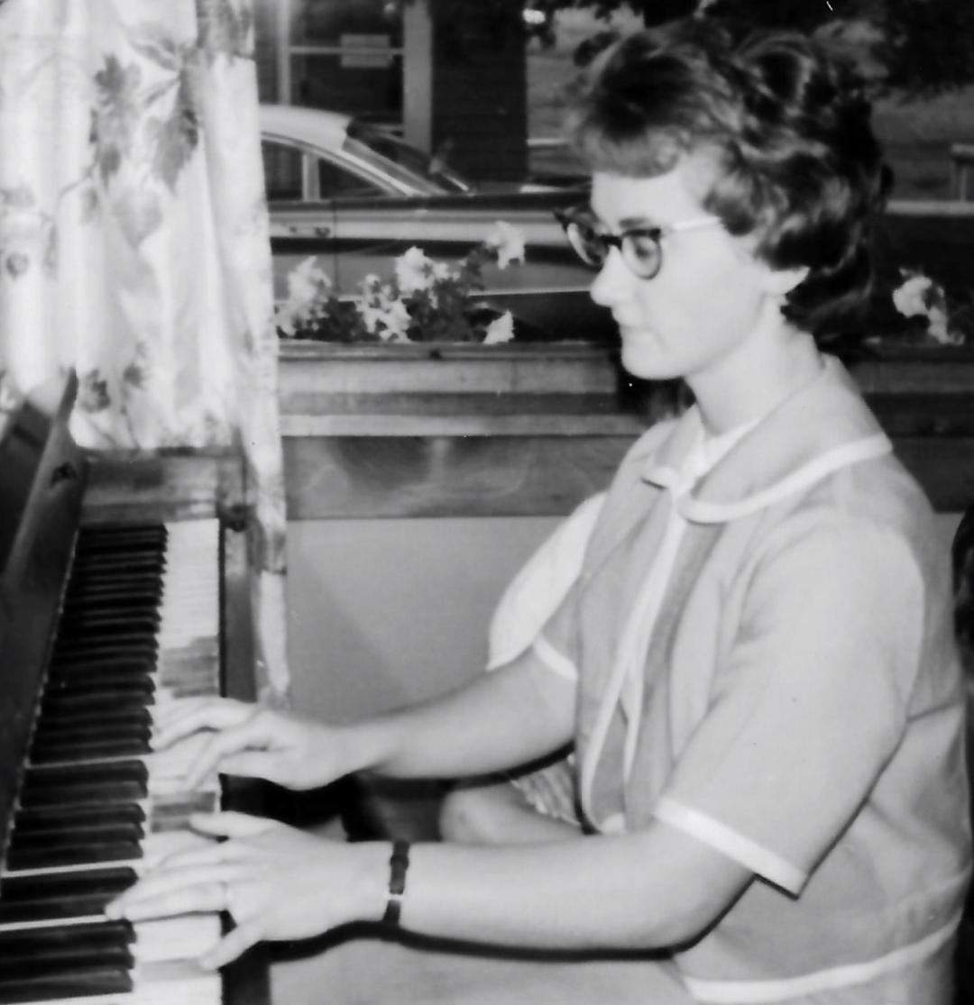 Monica J. Lauzon 2021 Flint Funeral Home