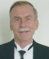 Robert J. Chretien