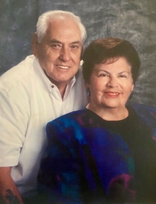 Photo of Julia Reyna and Ernest Charles Felix, Sr.