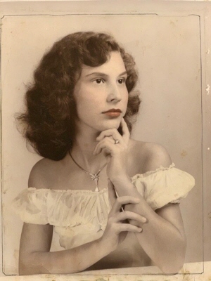 Photo of Dorothy Carter