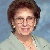 Arcille Lillian Niemuth