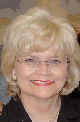 Photo of Linda Abbott (Charles)