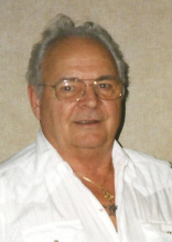 Robert D. Lindsey