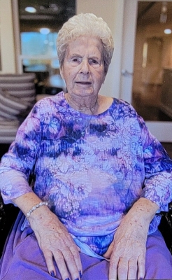 Photo of Joanne (Foster) Hill