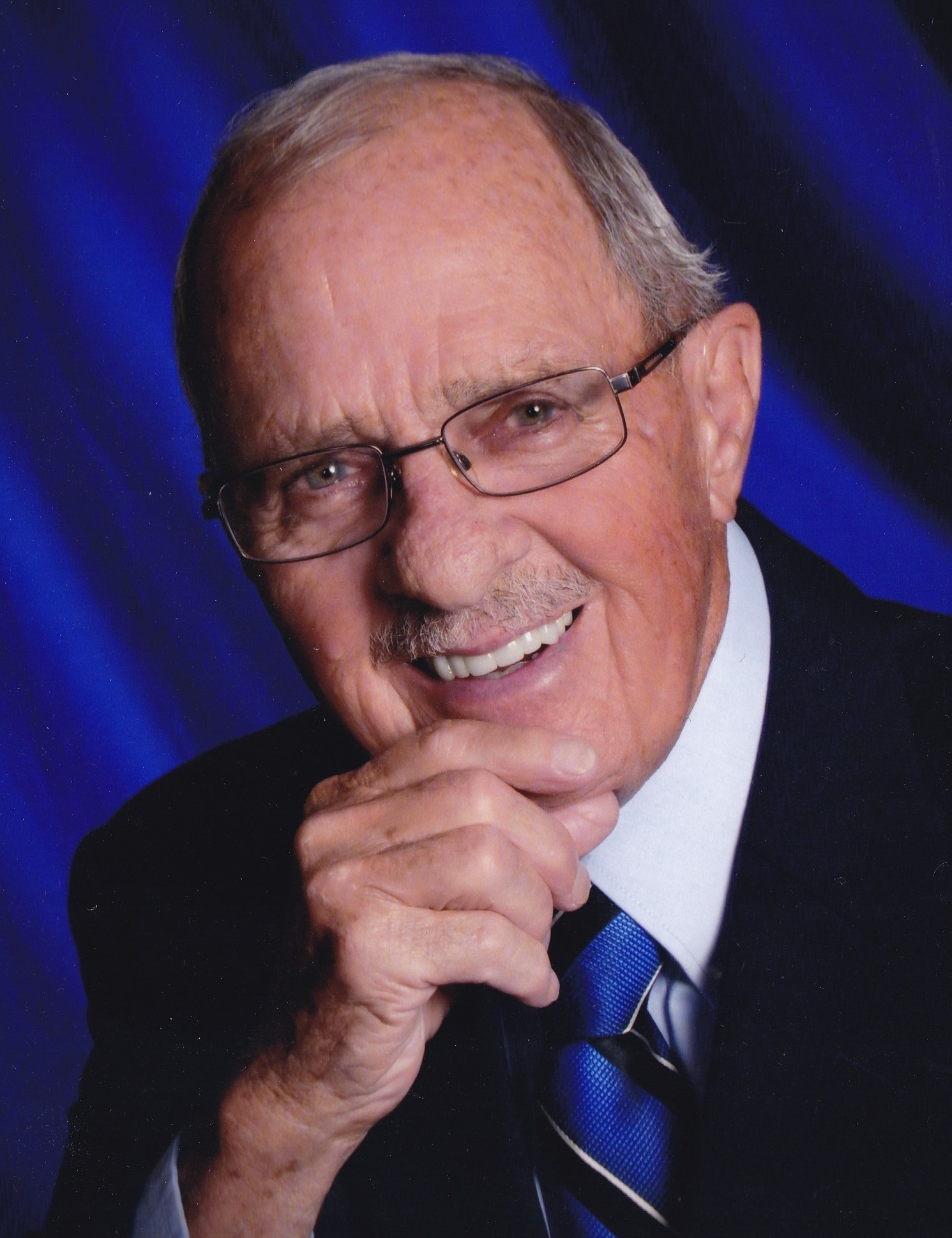 Emil Fischer Obituary - Visitation & Funeral Information