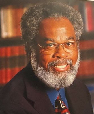 Photo of Dr. Aaron Smith