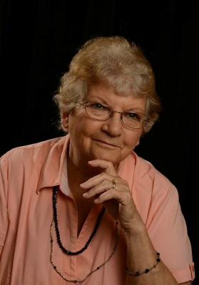 Photo of Dawn Daniels