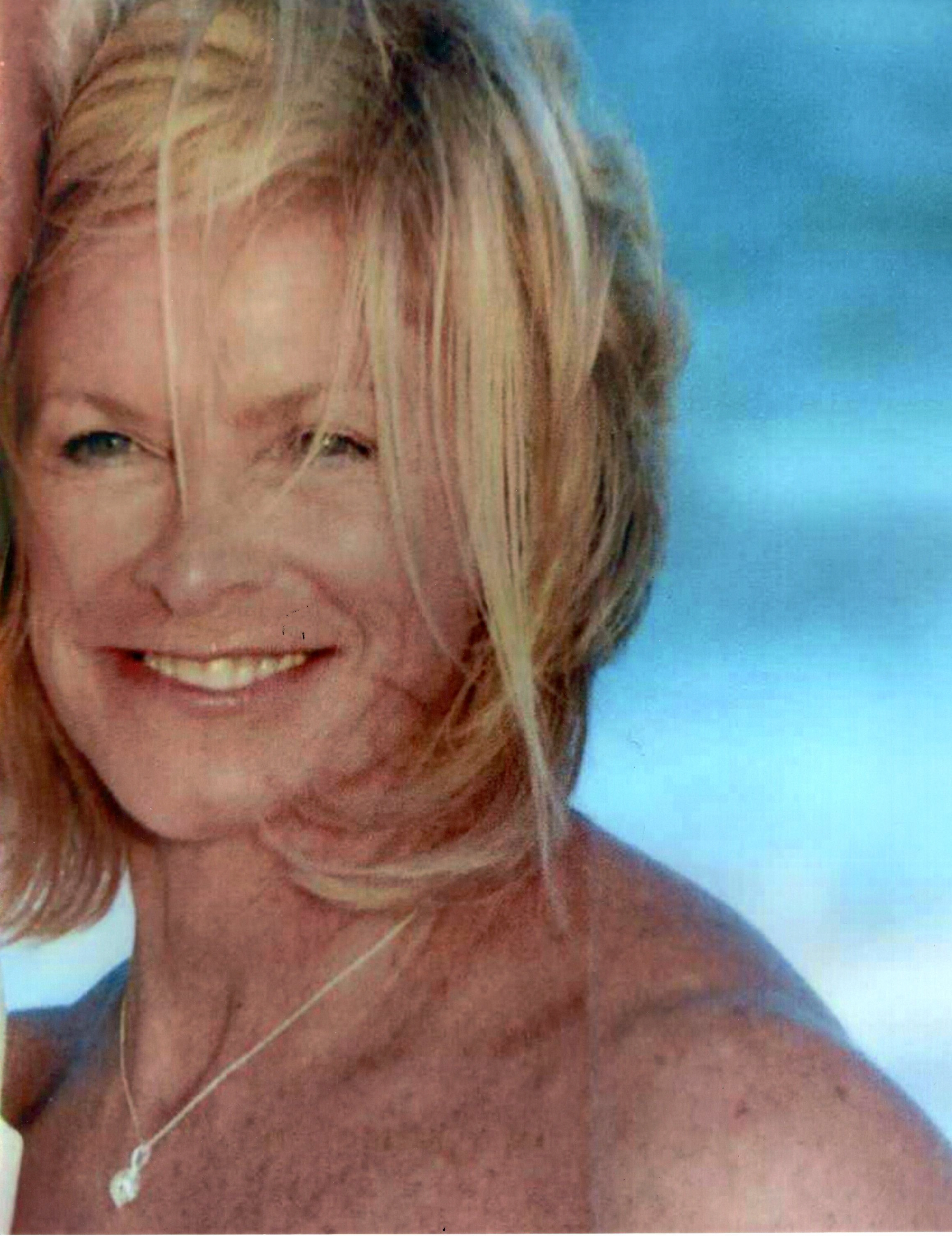 Susan Mary Saunders Obituary - Visitation & Funeral Information
