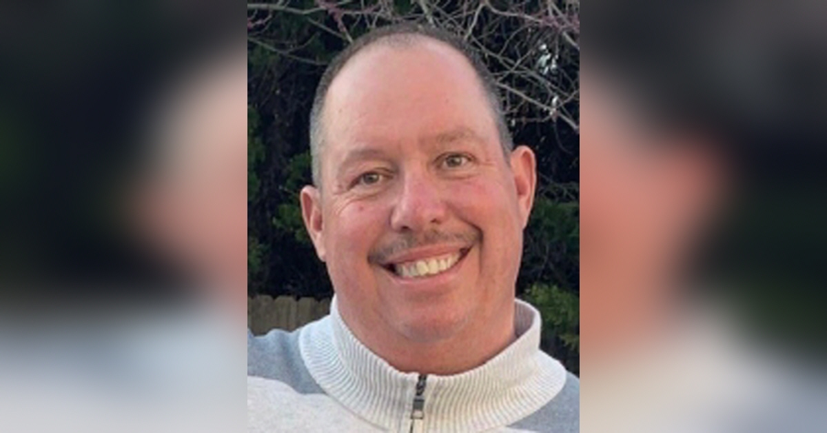 Christopher Michael Moss Obituary Visitation & Funeral Information