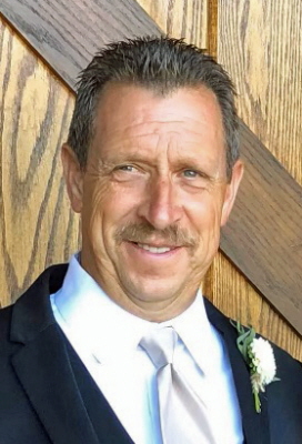 Ray D. Troyer