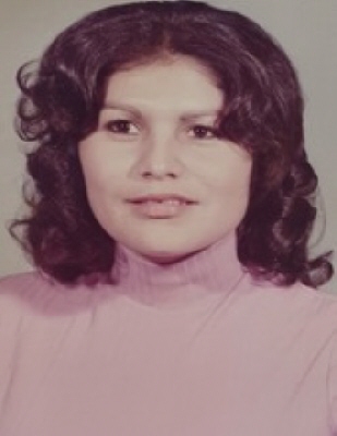 Photo of Olga Navejar