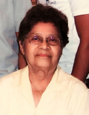 Photo of Isabel Pena