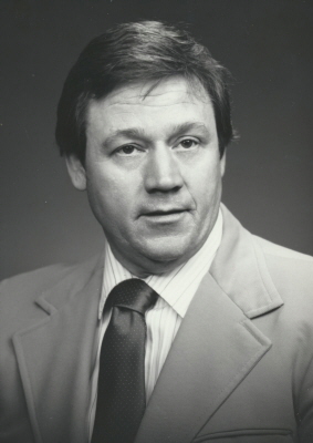 Kenneth Eugene "Ken" Olson