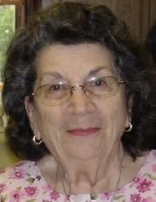 Photo of Lillian Zarrillo