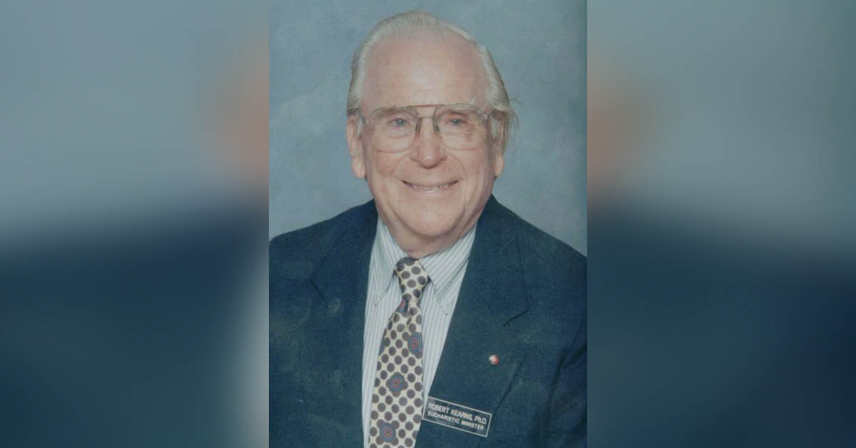 Obituary information for Dr. Robert W. Kearns