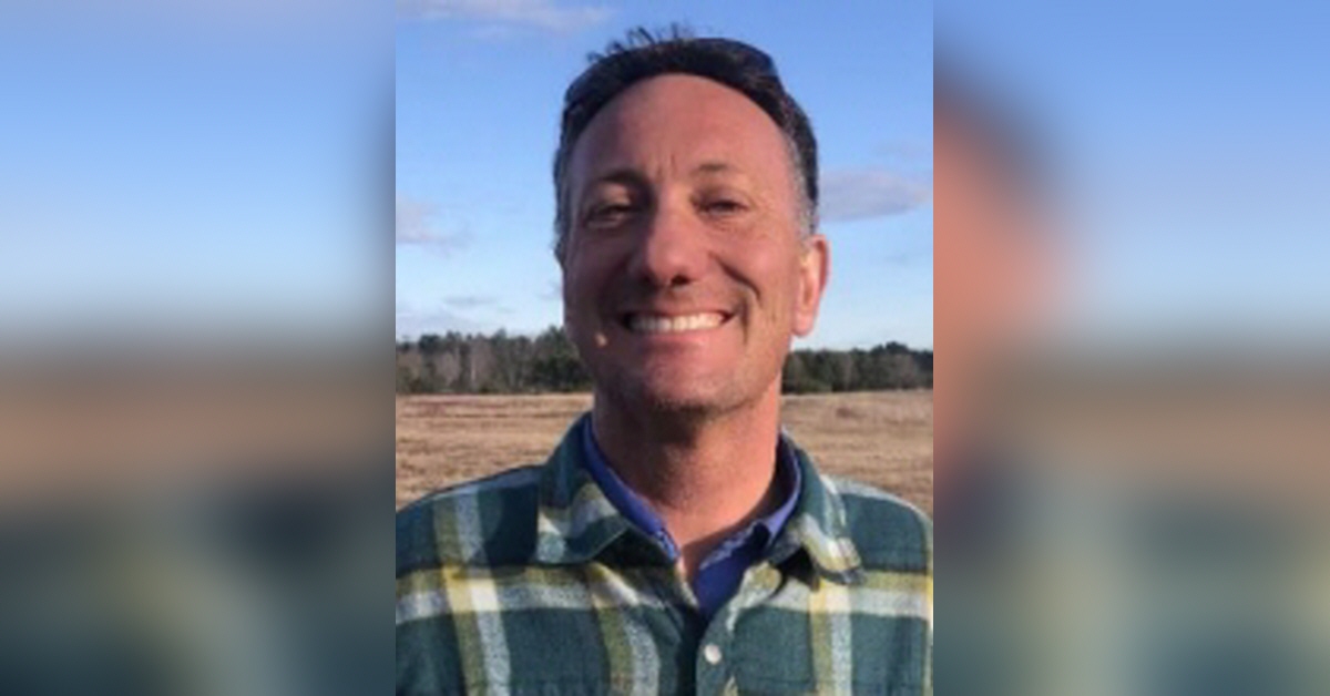 Obituary information for Martin Charles Mackey