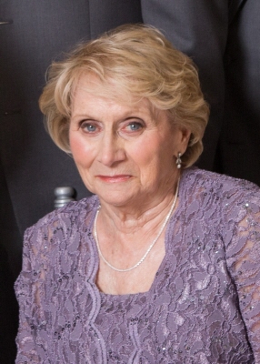 Lois June McGavin