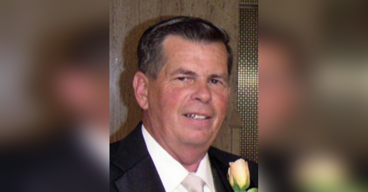 James V. Knapp Obituary Visitation & Funeral Information