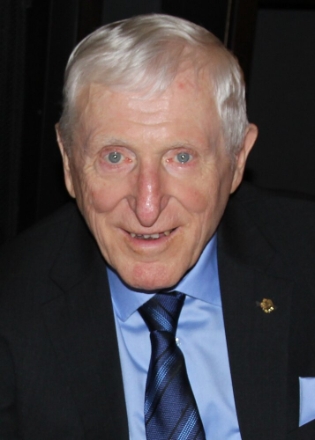 Henry Dyck Steinbach, Manitoba Obituary