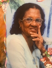 Augusta Fernandes 24965161