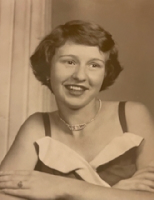 Photo of Shirley Marx