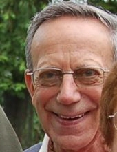 Robert W. DeCicco