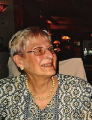 Photo of Lois Nickerson