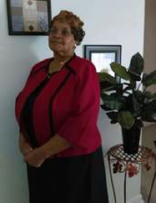 Photo of Ms. Donna Dodolewa