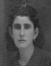 Helen Kapsambelis