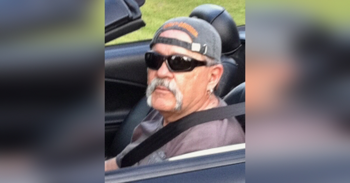 Larry M. Young Obituary Visitation & Funeral Information
