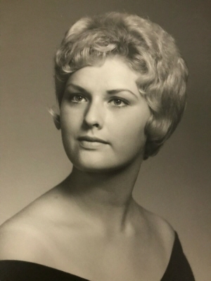 Photo of Mary Zagacki