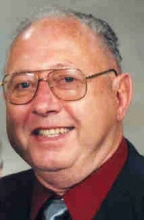 Max L. Weller 25520584