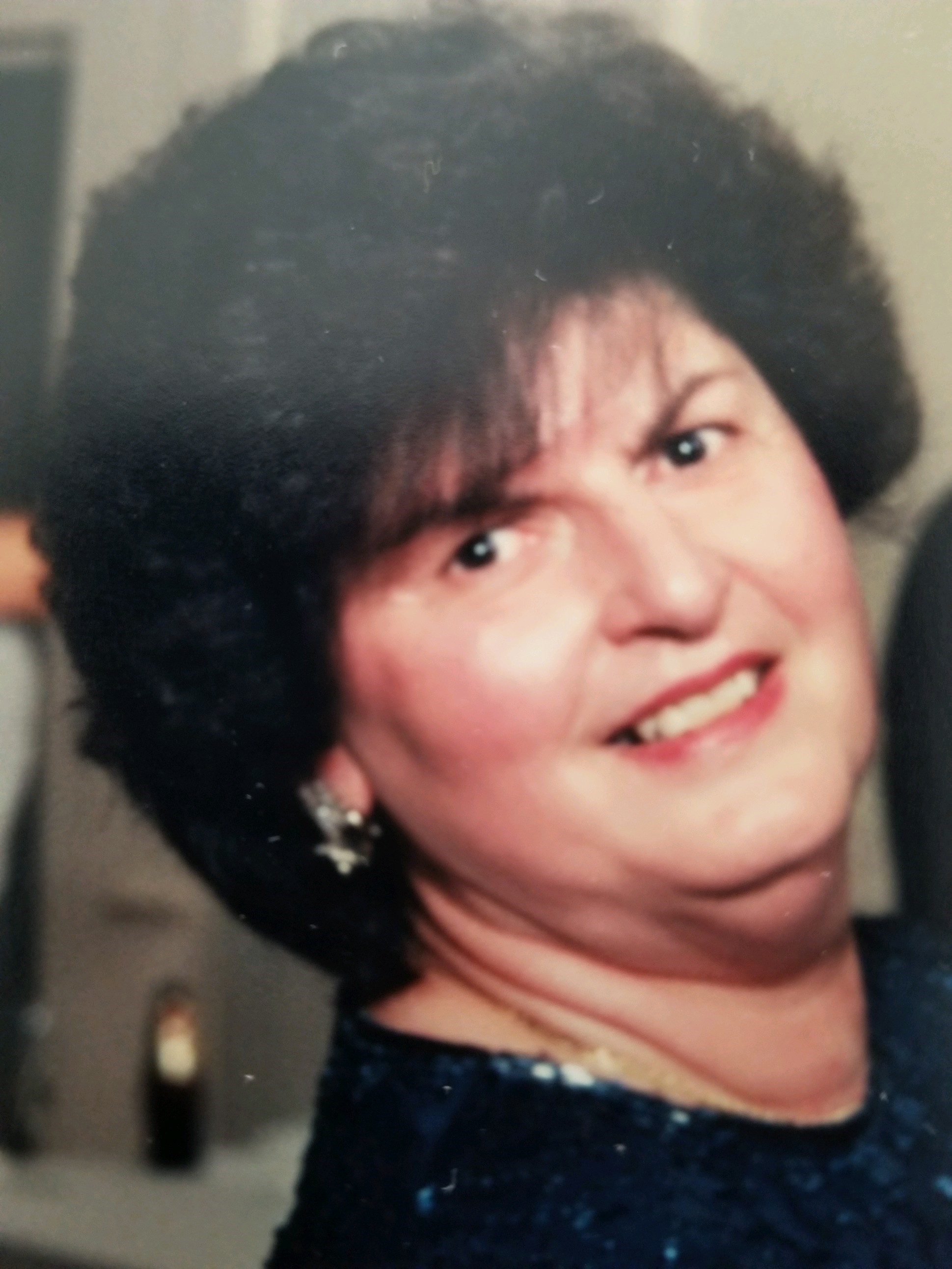 Amigone Obituaries - oum94d4
