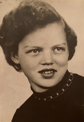 Photo of Doris Henderson
