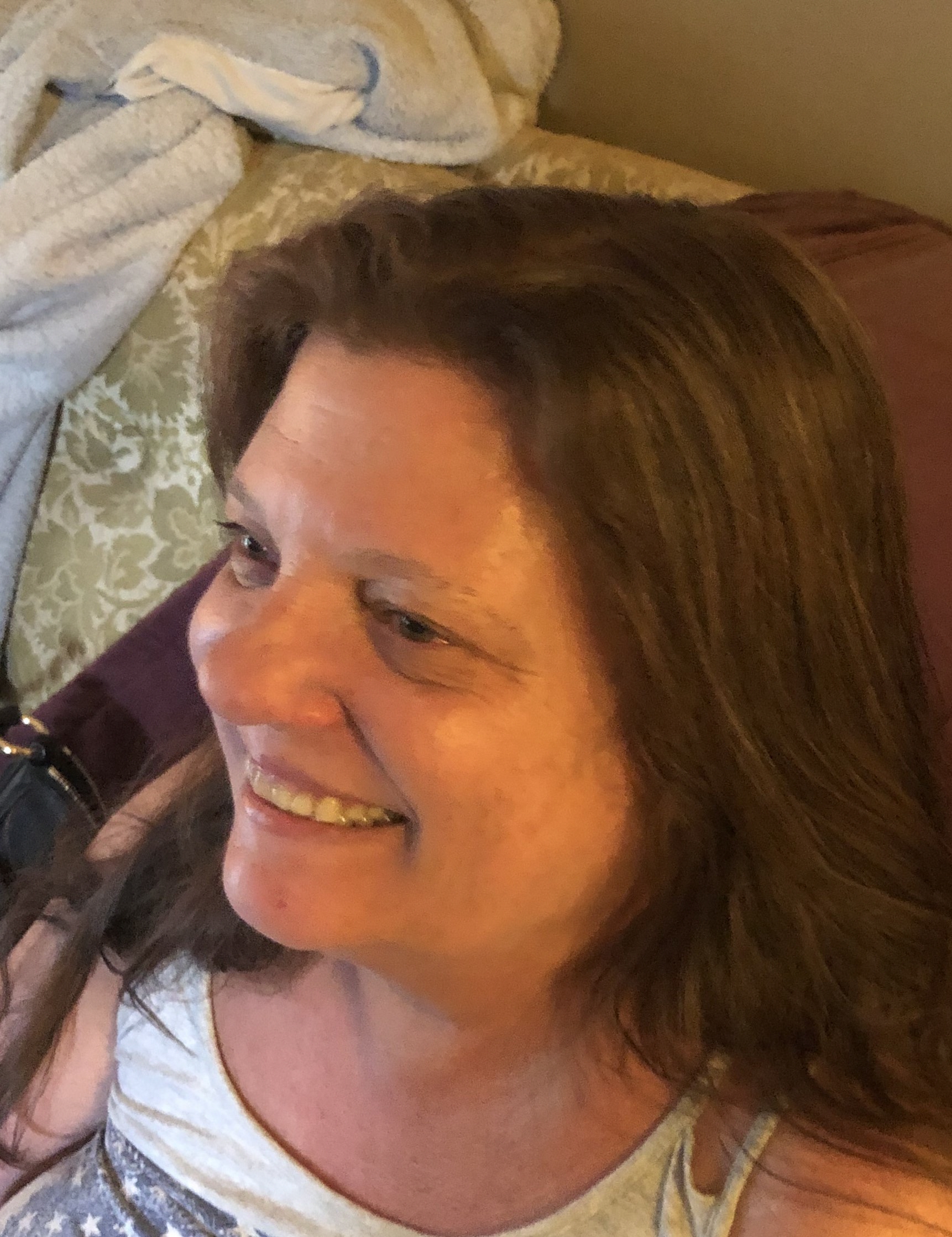 Angela Devlin's Instagram, Twitter & Facebook on IDCrawl