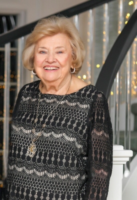 Photo of Joan Mangold