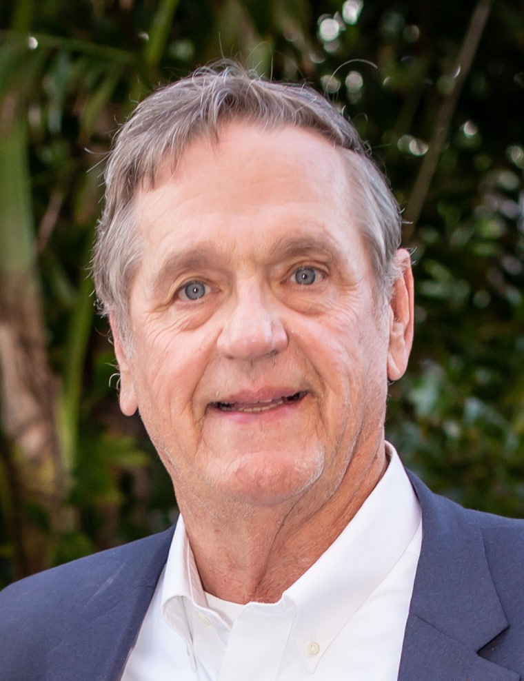 Lee E. Tenzer 2022 Lakeview Funeral Home