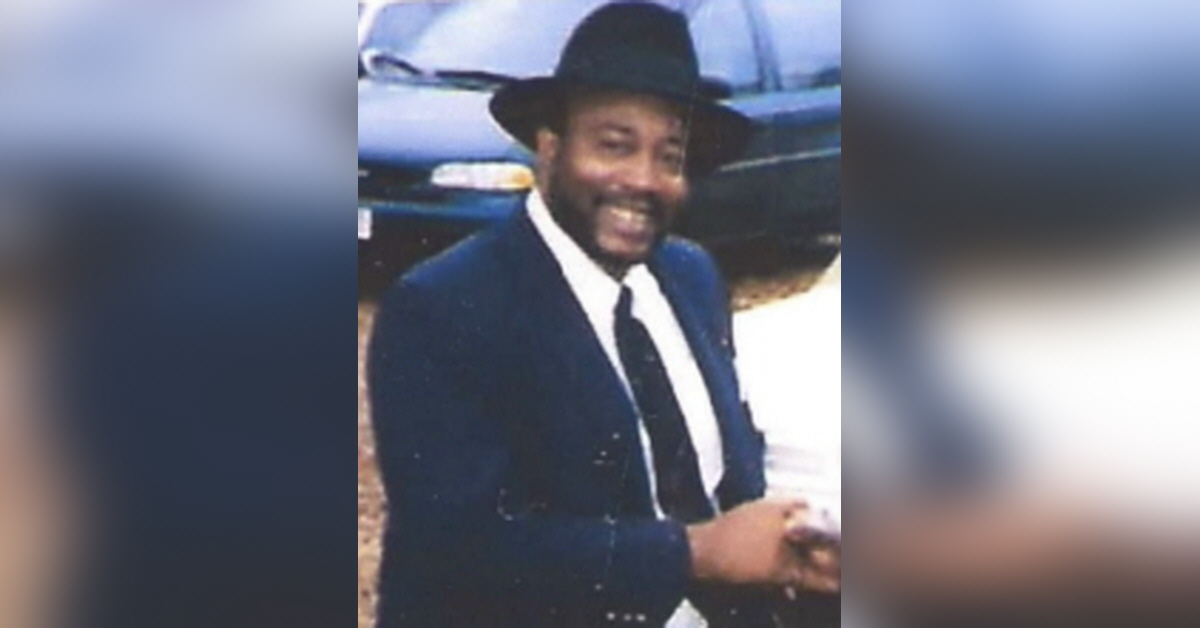 Obituary information for Robert Doss, Jr.