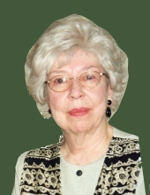 Photo of Julia Lunsford