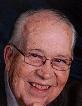 Photo of Lowell Rahe