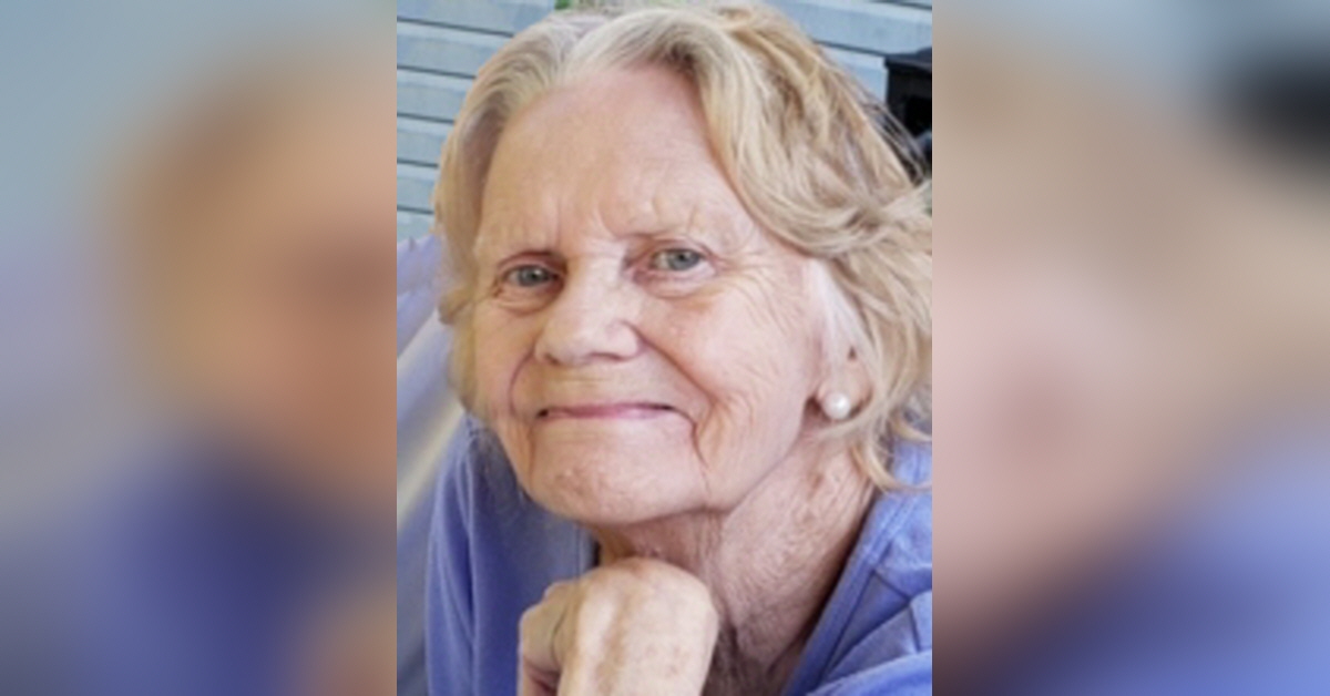 Carole "Sue" Elizabeth Kalendek Obituary Visitation & Funeral Information