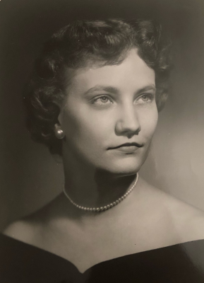 Photo of Joan Holleran